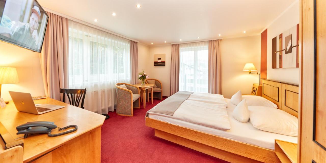 Hotel Riezler Hof Riezlern Buitenkant foto